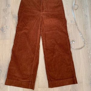 GAP High Rise Cropped Corduroy Pants